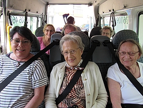 Senioren auf dem Weg